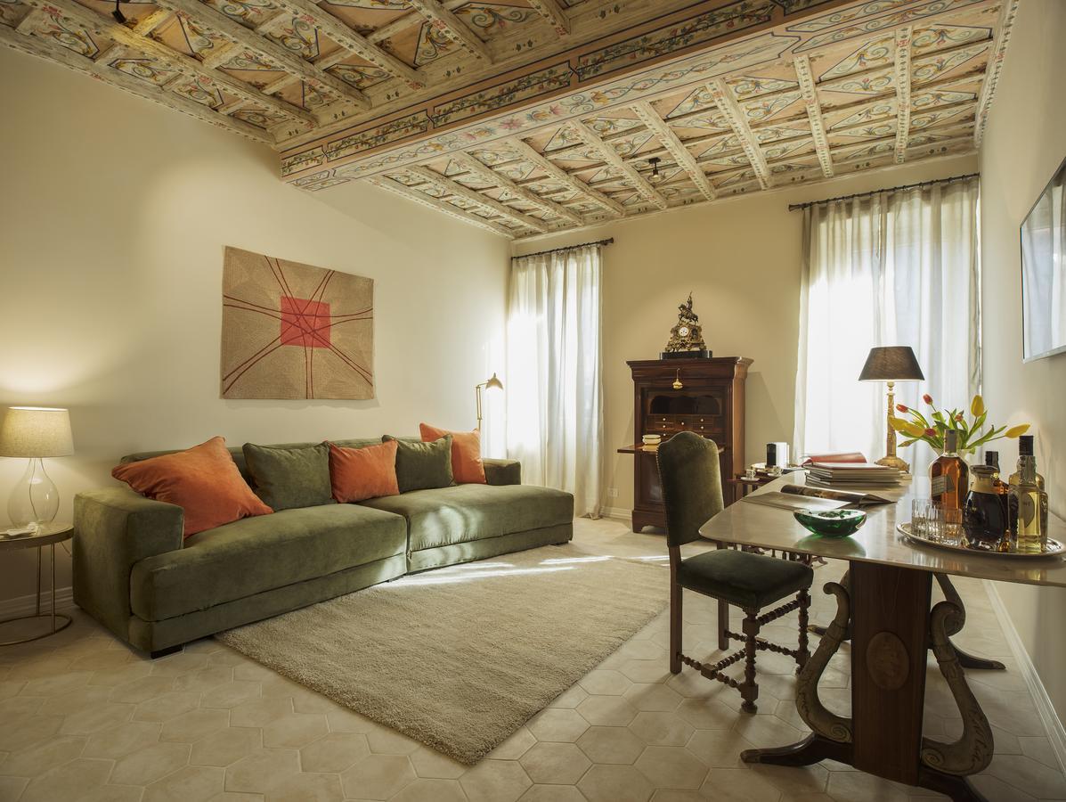 Palazzo Caruso Rom
